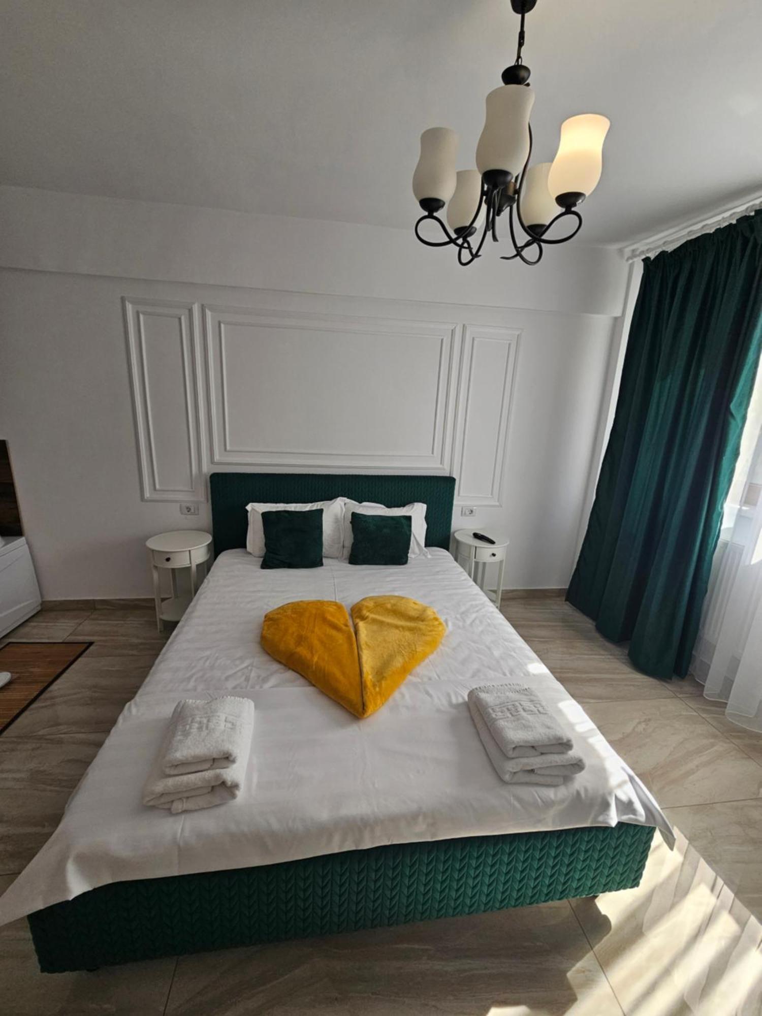 Didi Apartament Craiova Oda fotoğraf